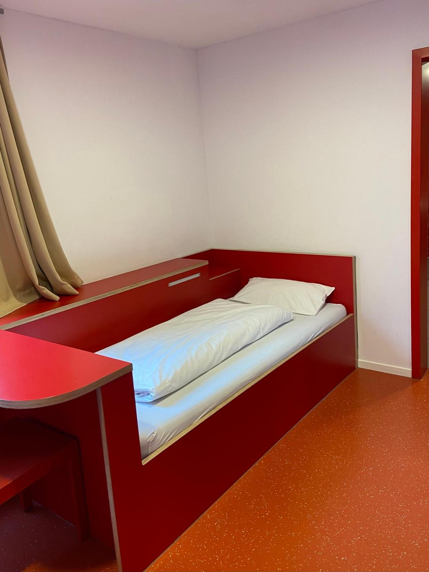 Twin Room Bathroom